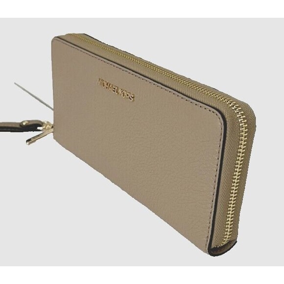 New Michael Kors Jet Set Large Travel Continental Wallet Leather Camel - Picture 2 of 4